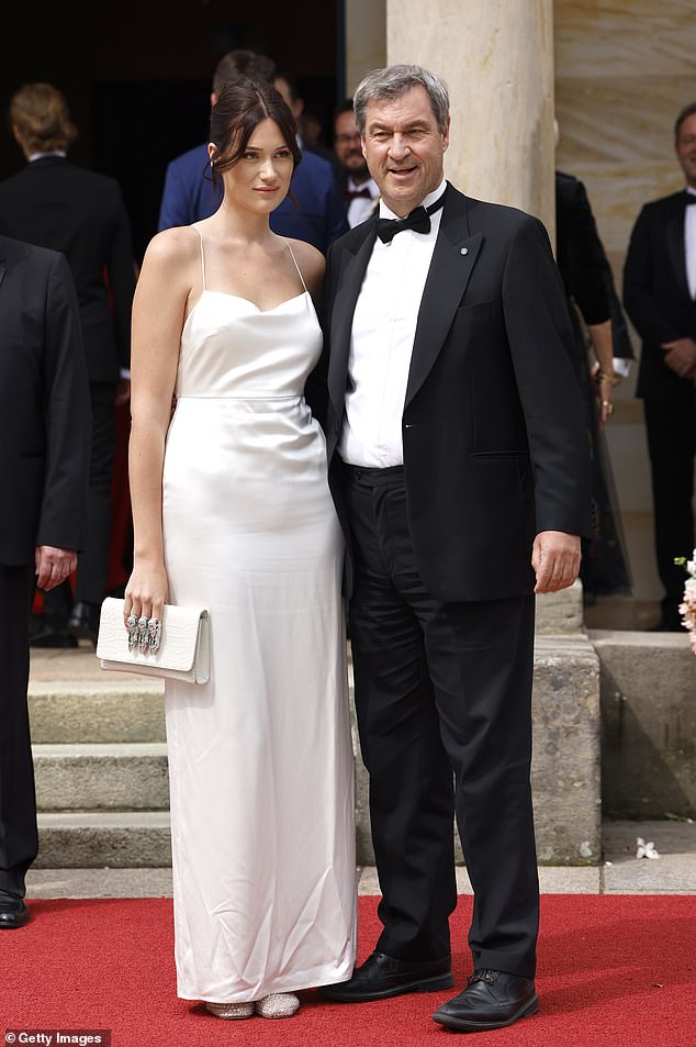 Billionaire ex-Google CEO Eric Schmidt, 70, steps out with female ...