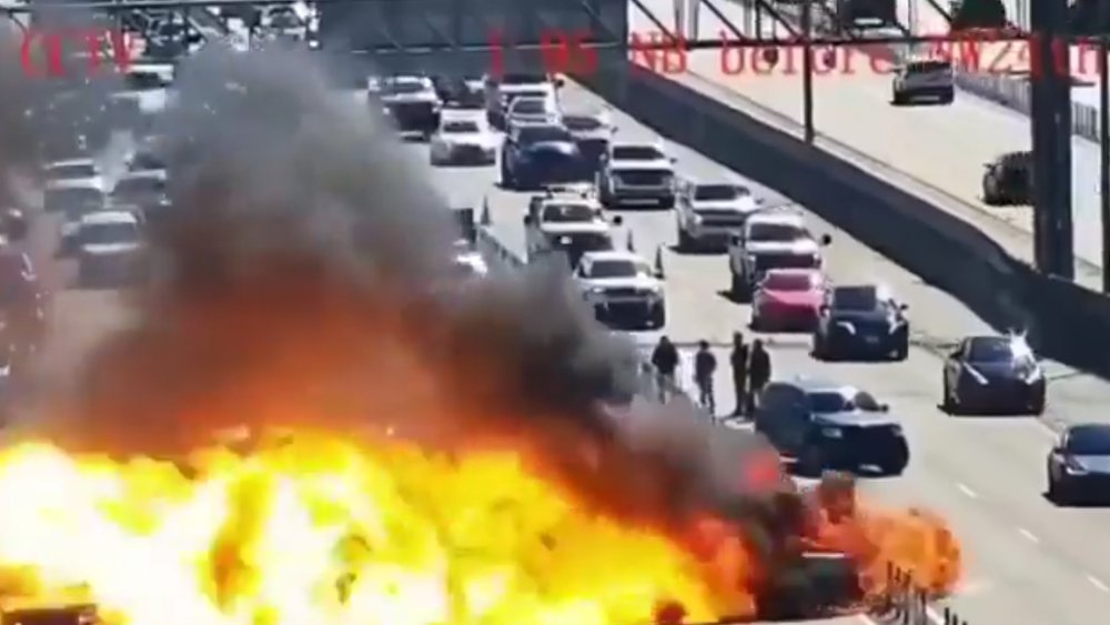 Car explodes on highway: Driver narrowly escapes death