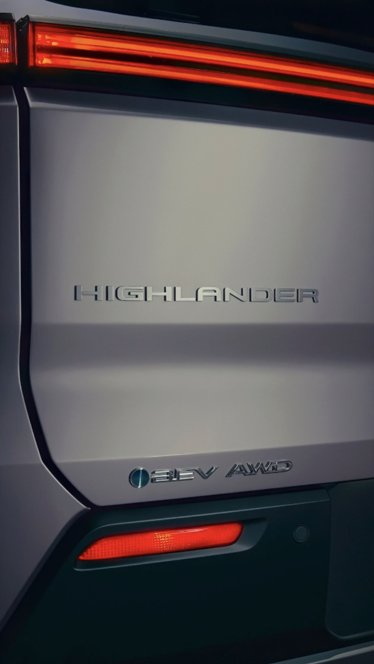The Toyota Highlander just went electric