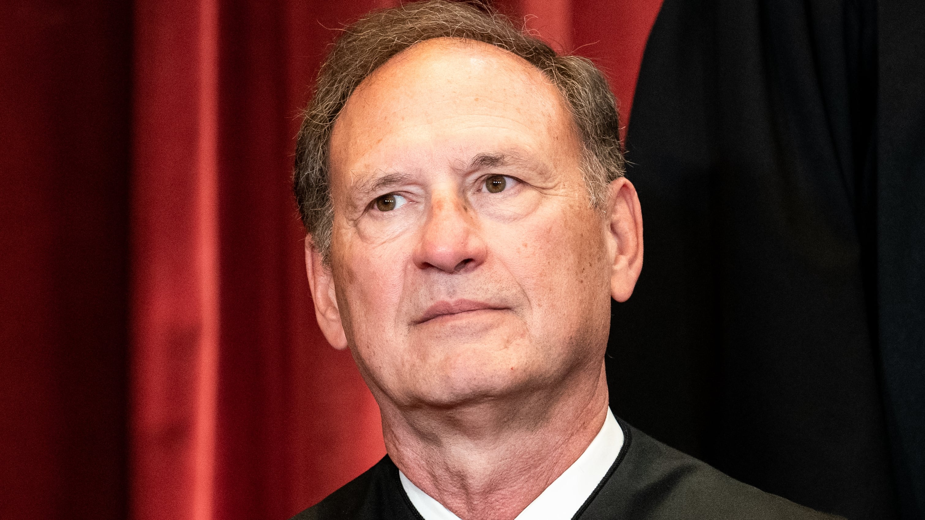 Conservative SCOTUS justice makes eyebrow-raising remark about colleague