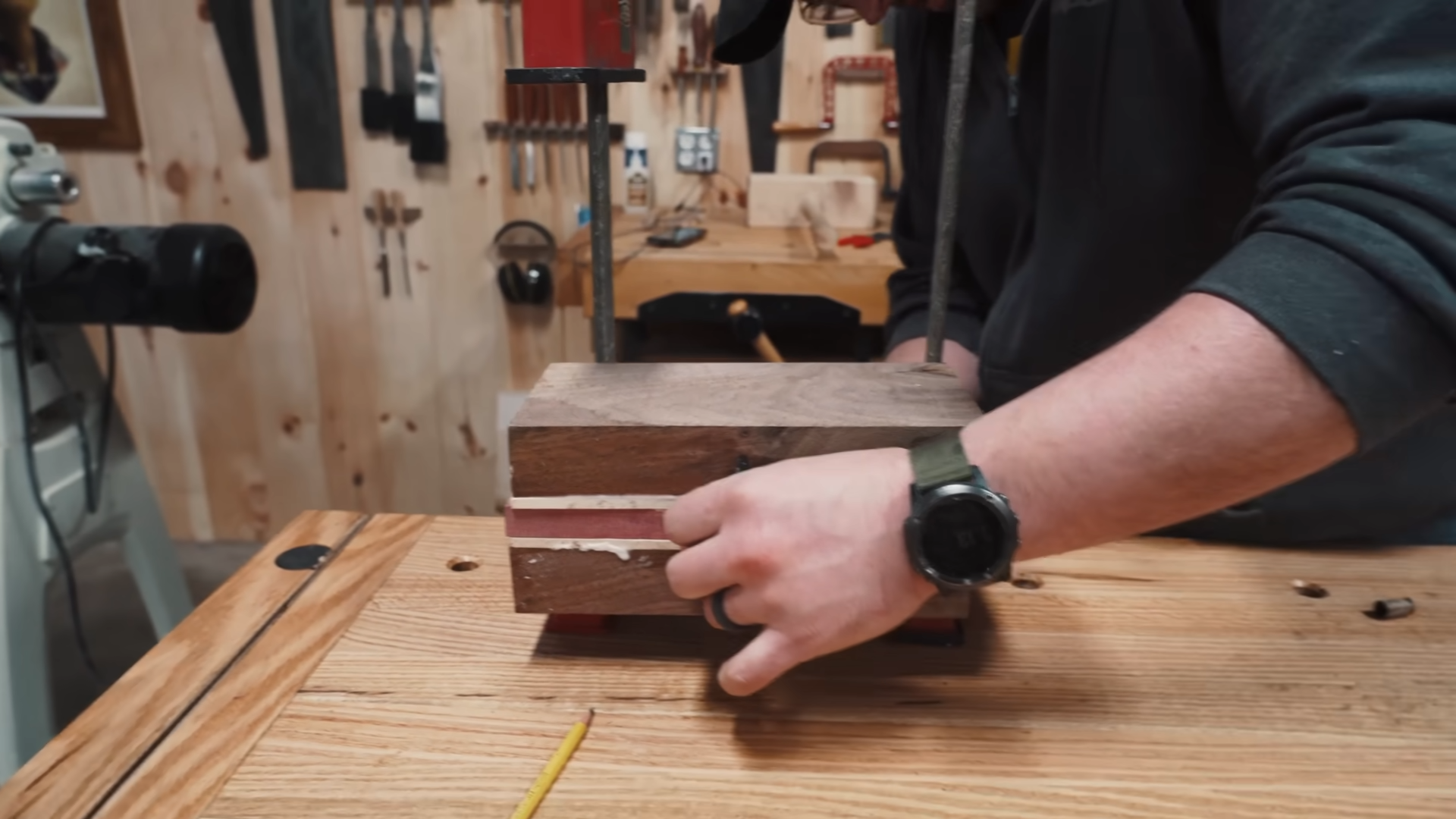 This was supposed to be a normal mallet build… then this happened