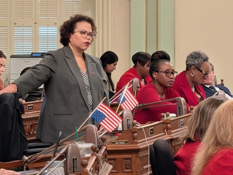 Extend Obamacare tax credits: Calif. Assembly votes to pass resolution ...