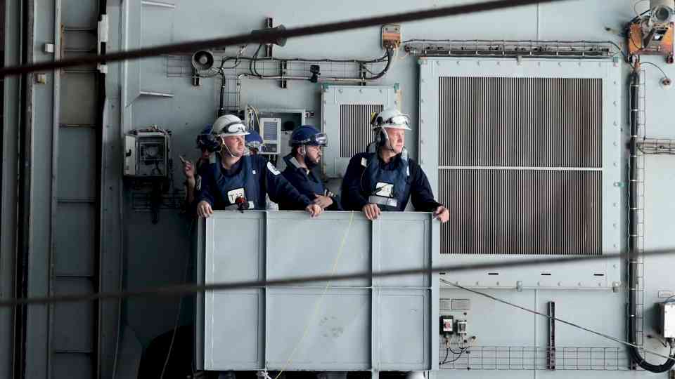Throwback to HMS Queen Elizabeth receiving ammunition at sea