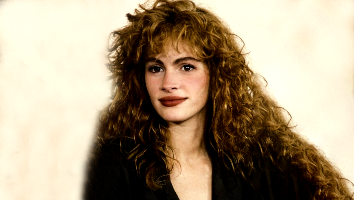 Fans are stunned as Julia Roberts’ daughter Hazel appears at Cannes<br><br>