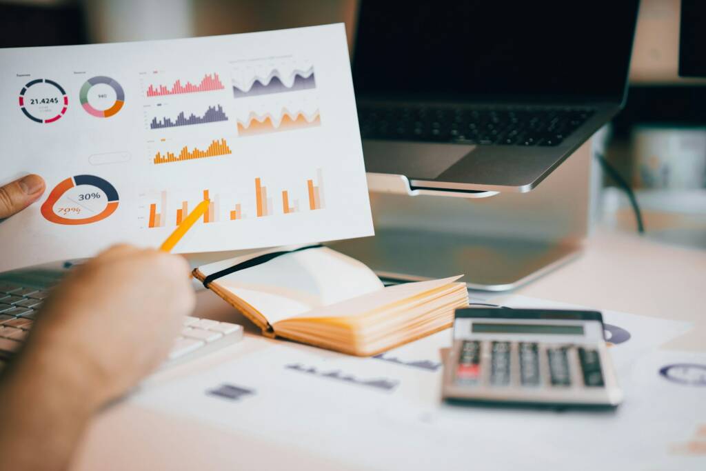 The quiet advantage of founders who master cash discipline early: 7 ...