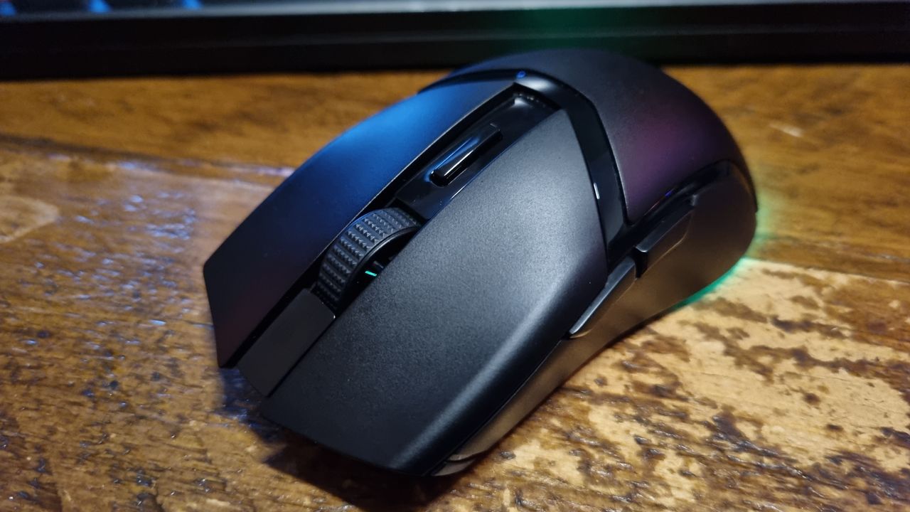 Razer's weeny little gaming mouse is a delight to game with, even if ...