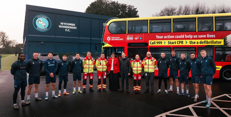 Carousel Buses unveils Thames Valley Air Ambulance as Brand the Bus ...