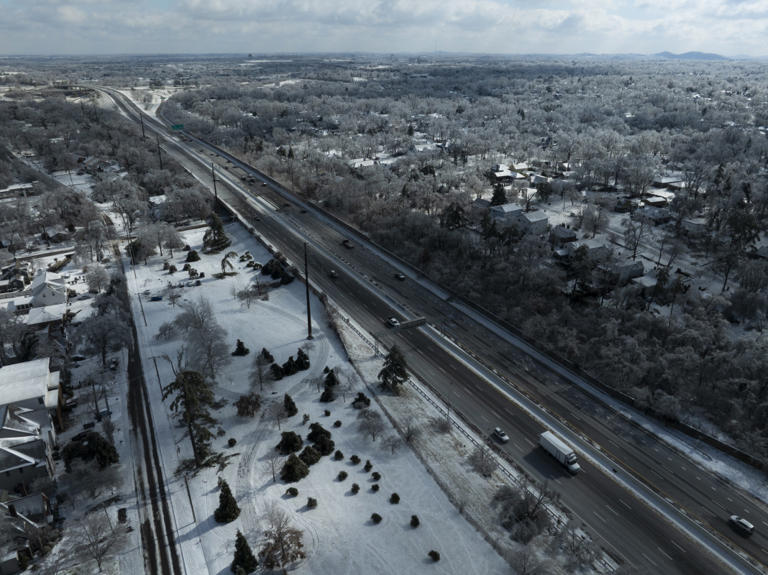 Winter storm warnings slam 12 states as 75 mph winds, 24 inches of snow ...