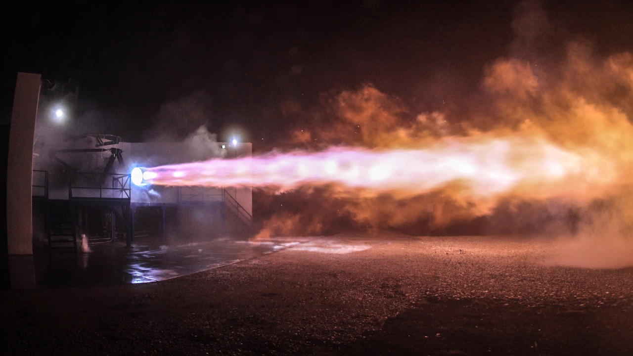 Elon Musk’s wild plan to turn CO2 into rocket fuel and rescue Earth & Mars