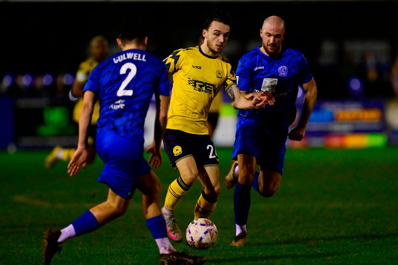 Chippenham Town 1 Torquay United 0 - Gulls beaten by late goal to hit ...