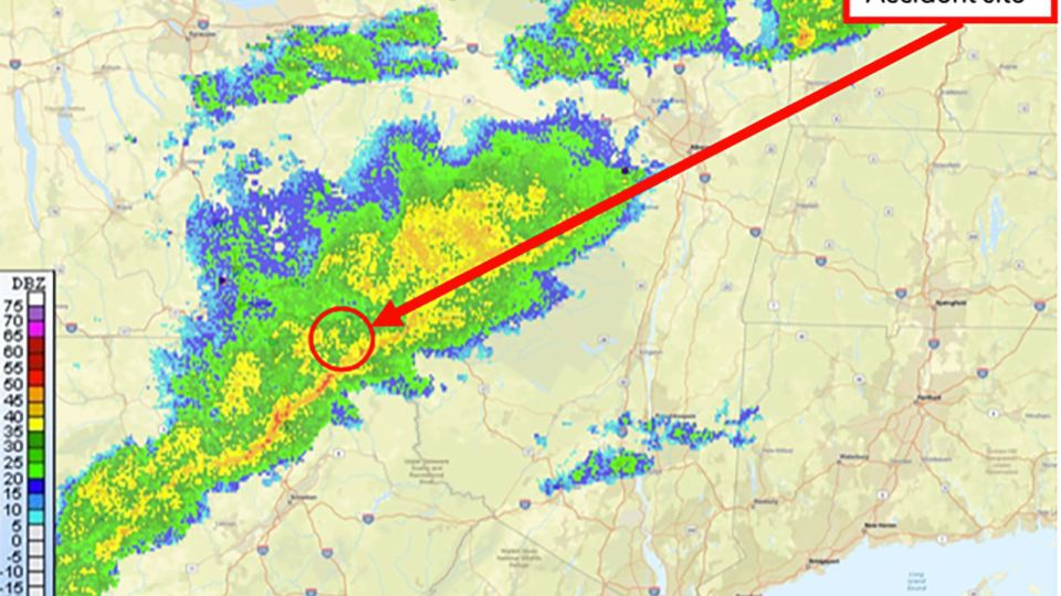 Turbulence warning was not relayed to plane before flight attendants were seriously injured<br>
