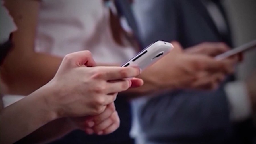 'Lifeline' program to provide free phones for homeless population