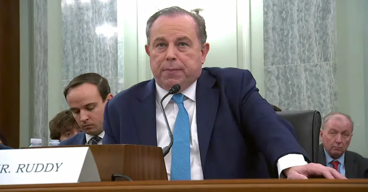 Newsmax CEO Chris Ruddy threatens lawsuit over FCC TV ownership cap