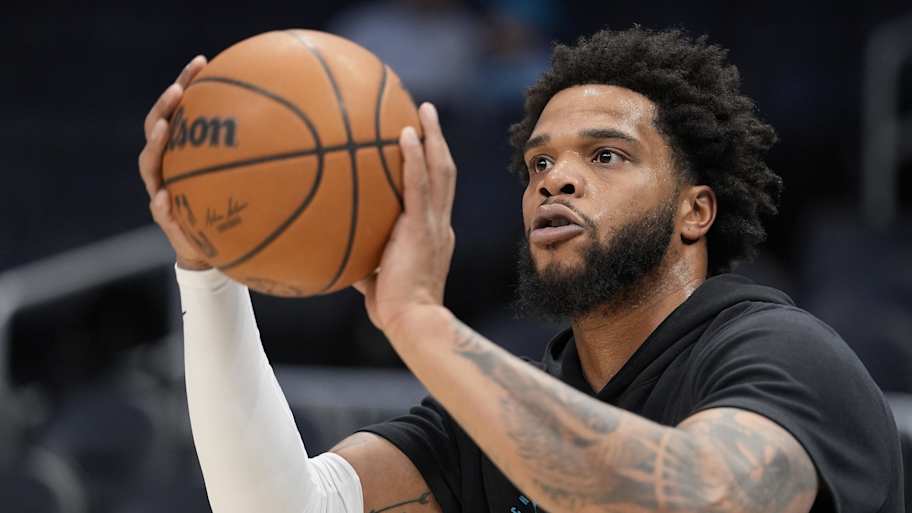 NBA brawl proves Suns should move on from this trade target