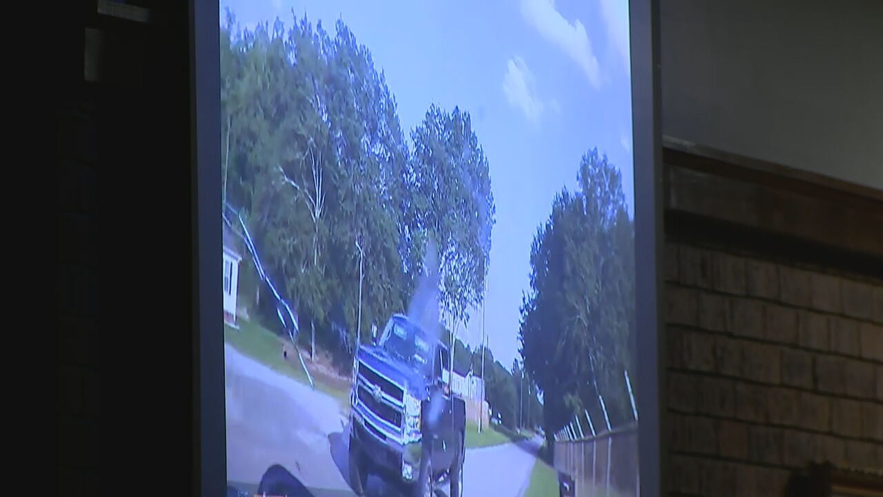 Trial begins for man accused of firing at officers during Chesterfield ...