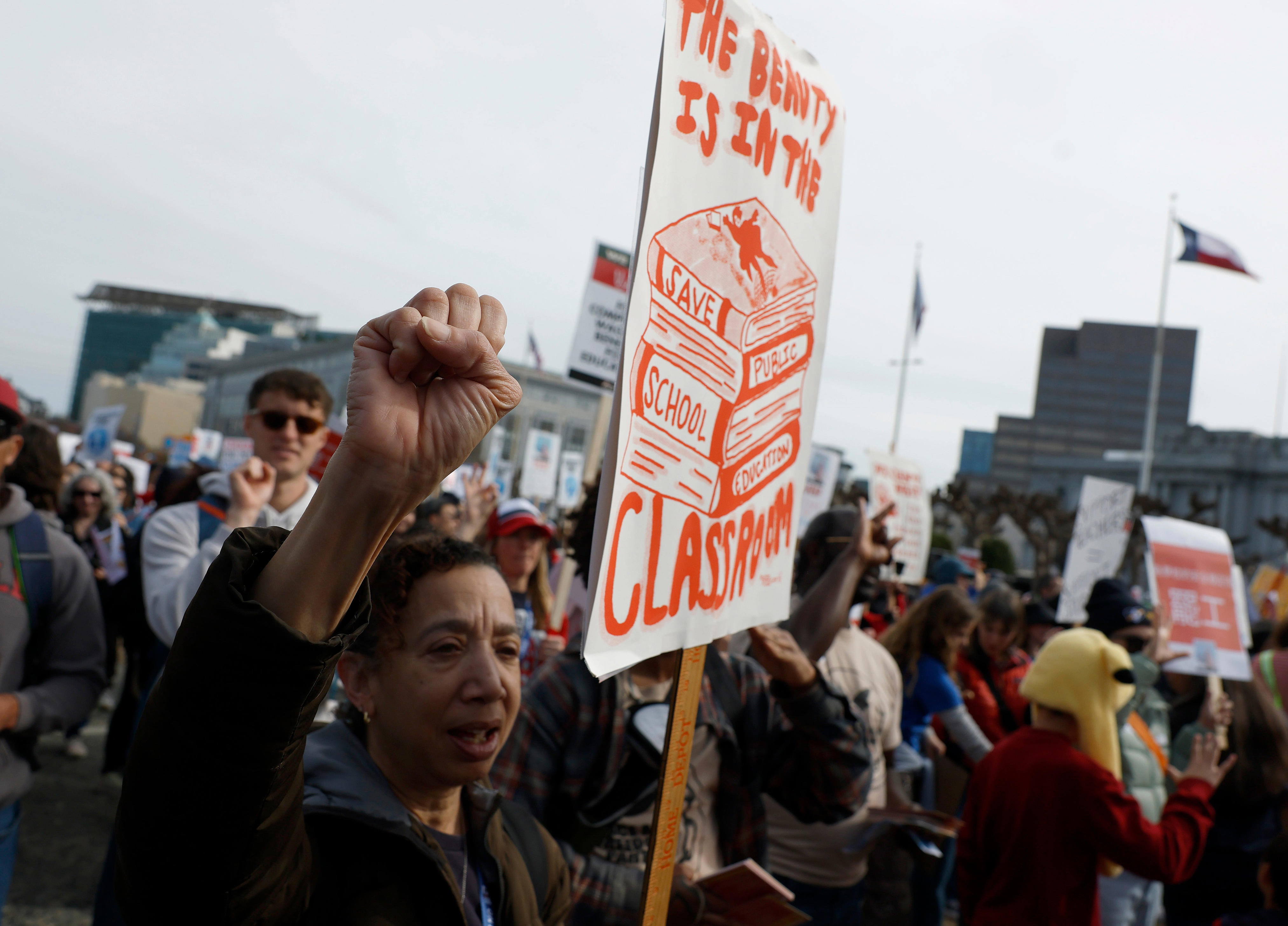 SFUSD teachers strike continues, district returns to negotiating table