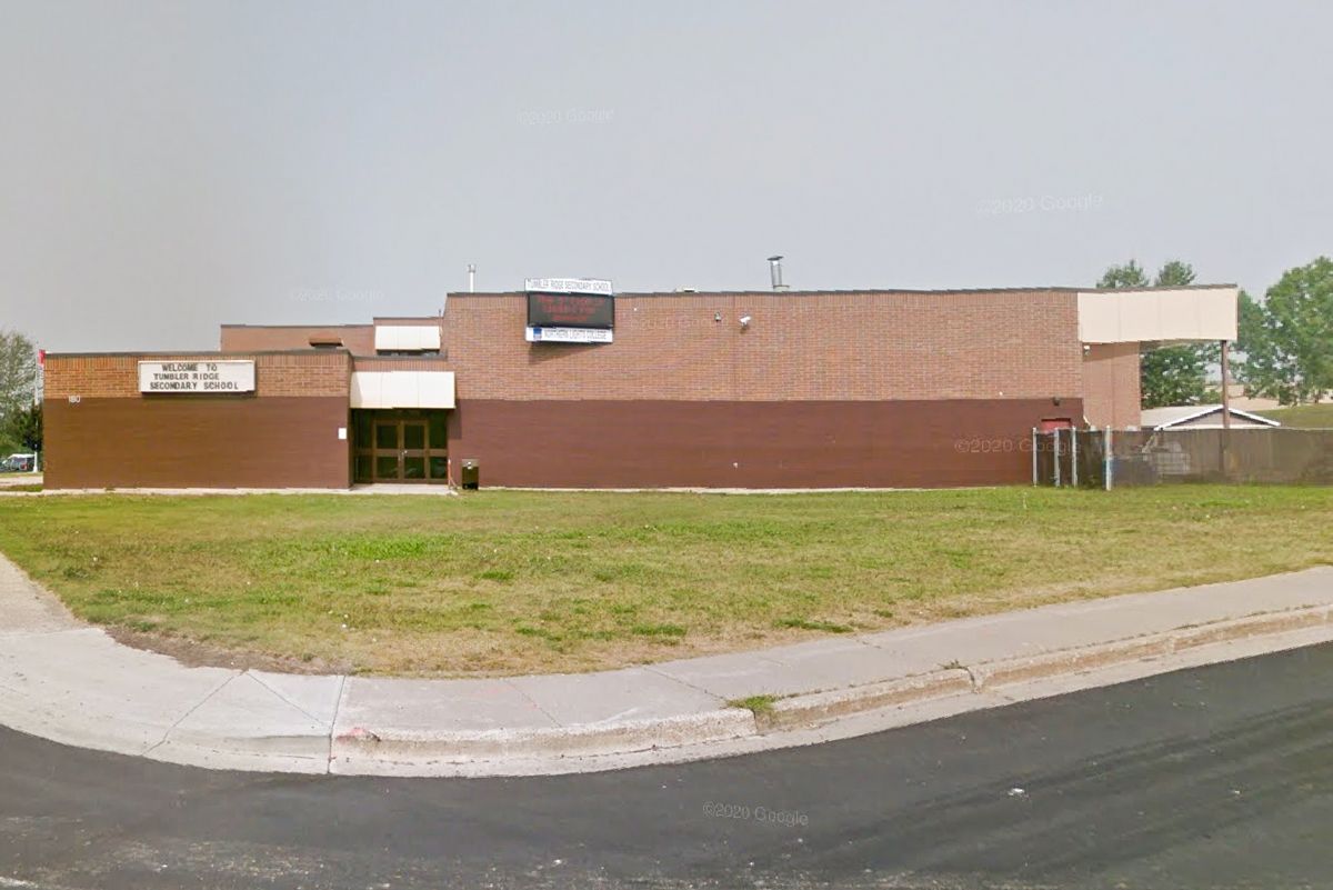 10 dead, at least 25 injured following mass shooting at Canadian school