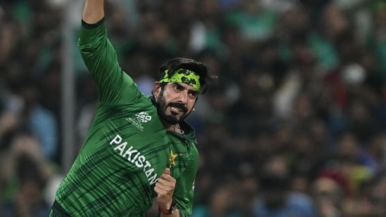 Ashwin fires back at Shreevats Goswami as Usman Tariq faces fresh 