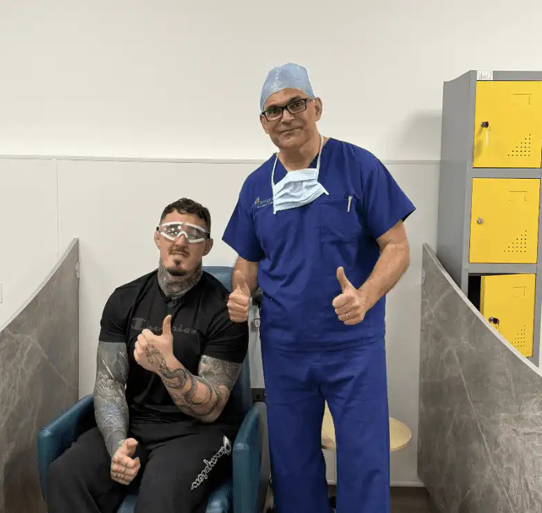 AA1W6pDZ Aspinall's Second Eye Surgery Success