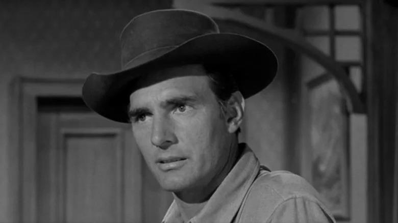 Gunsmoke: Dennis Weaver's Chester exit explained