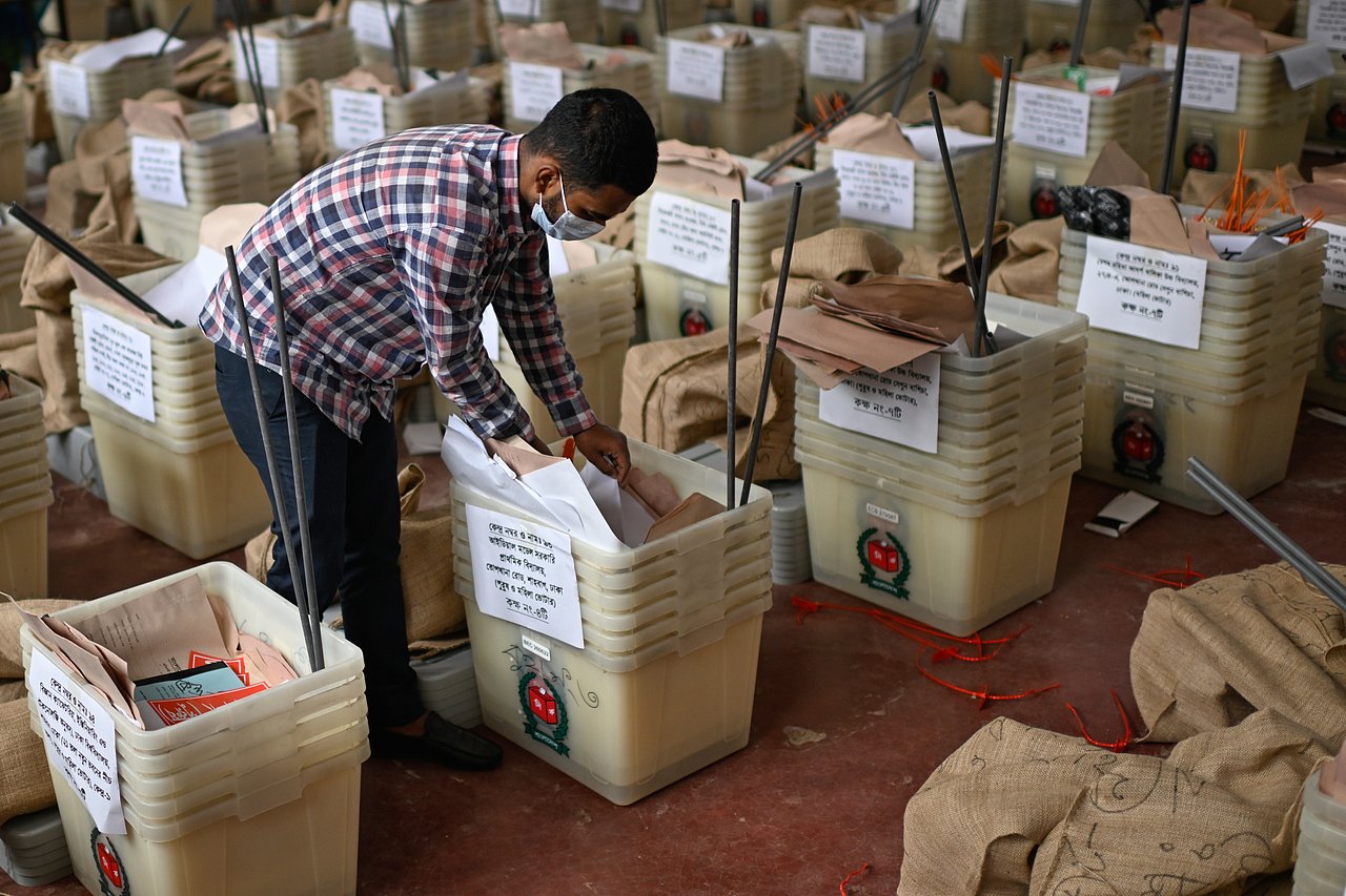 India to wait for Bangladesh elections before talks on Ganga water ...