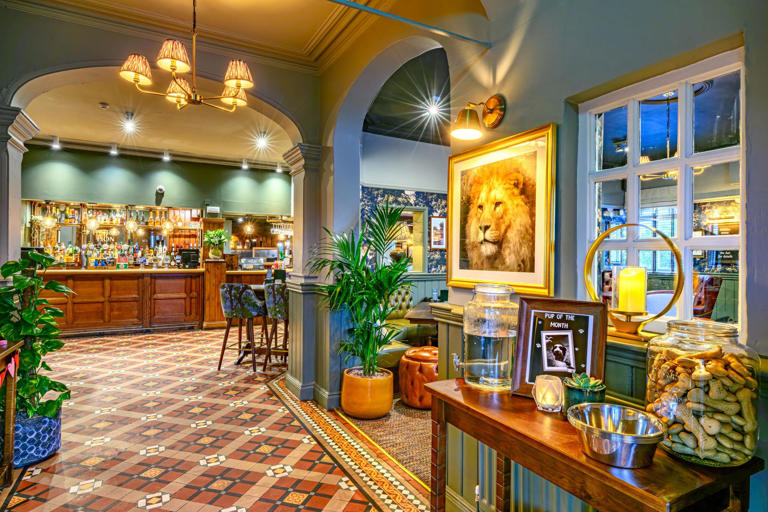 West Midlands pub reopens doors with 'stunning' new look