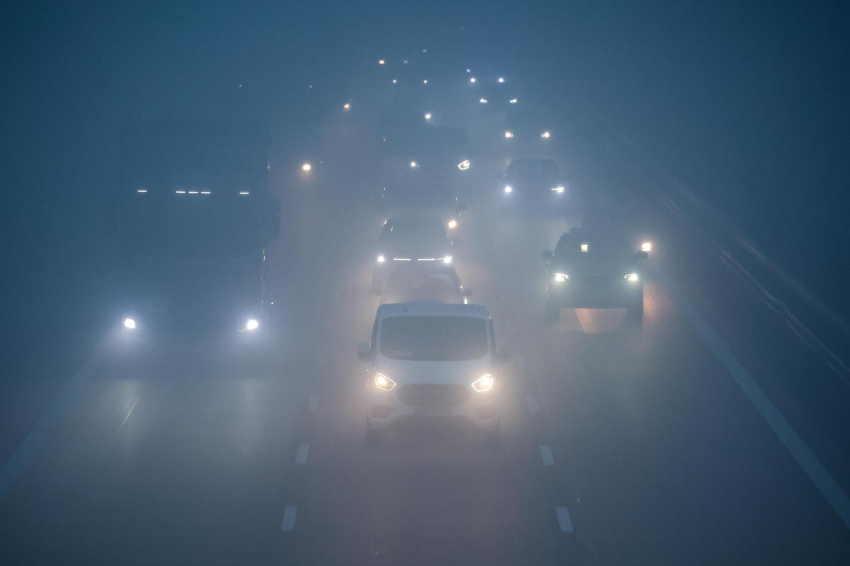 Nebel Dunkelheit Und Das Gesetz Wann Durfen Sie Ihre Nebelscheinwerfer Endlich Einschaltenfeed