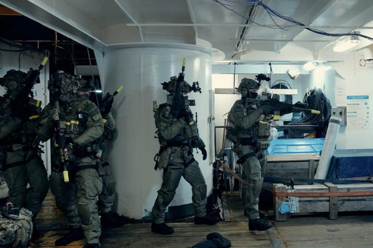 UK commandos seize boat in dramatic NATO training
