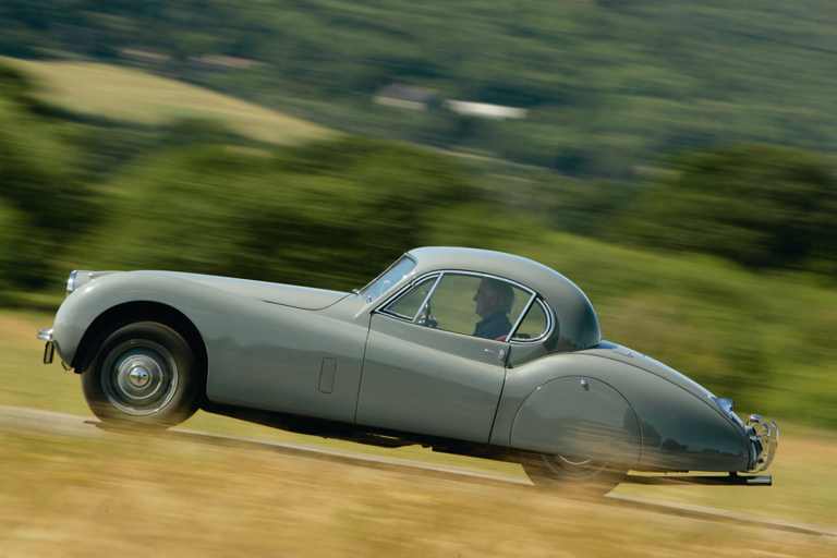 Jaguar XK120: Modified or original?