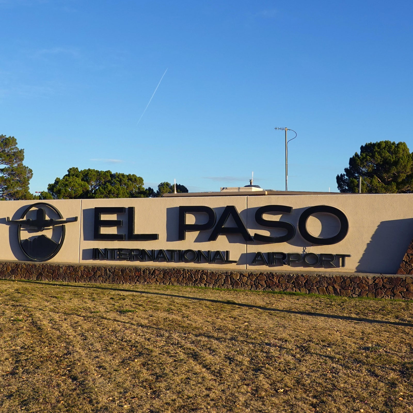 El Paso airspace closure was tied to Mexican cartel drones, officials say<br><br>