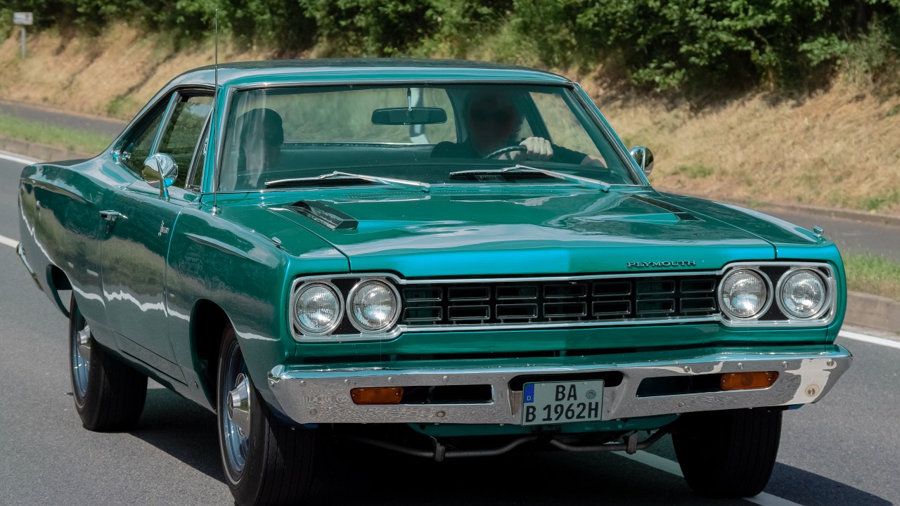 The era when car color palettes were anything but subtle