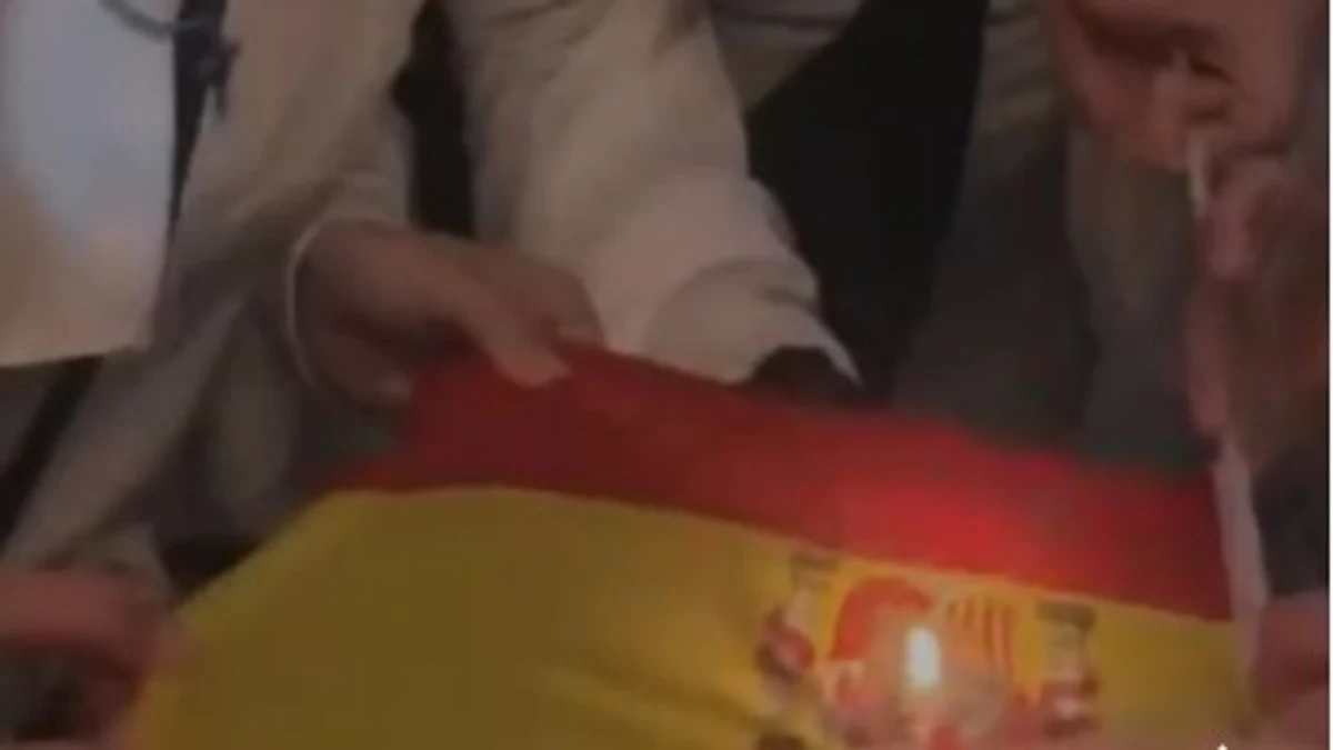 Denuncian a la hija del alcalde socialista de Chella (Valencia) por ...