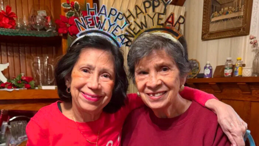 2 elderly sisters killed after suspected arsonist sets fire to Hollywood home<br>