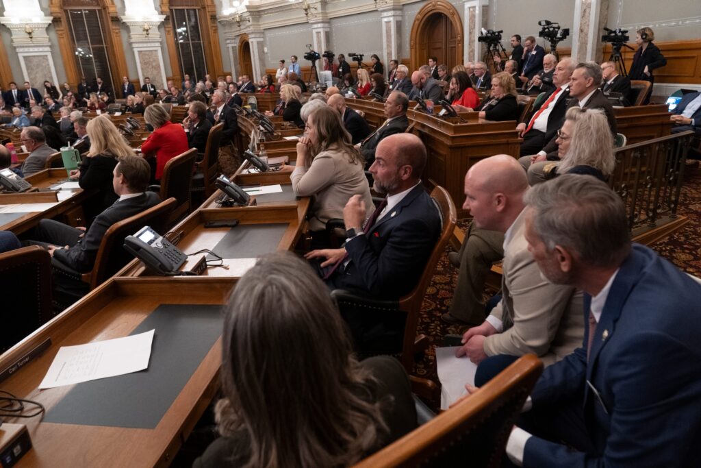 GOP infighting erupts over Trump tariffs