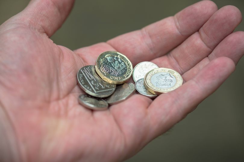 UK drivers urged to do 20p test or risk £10,000 fine and 12 points