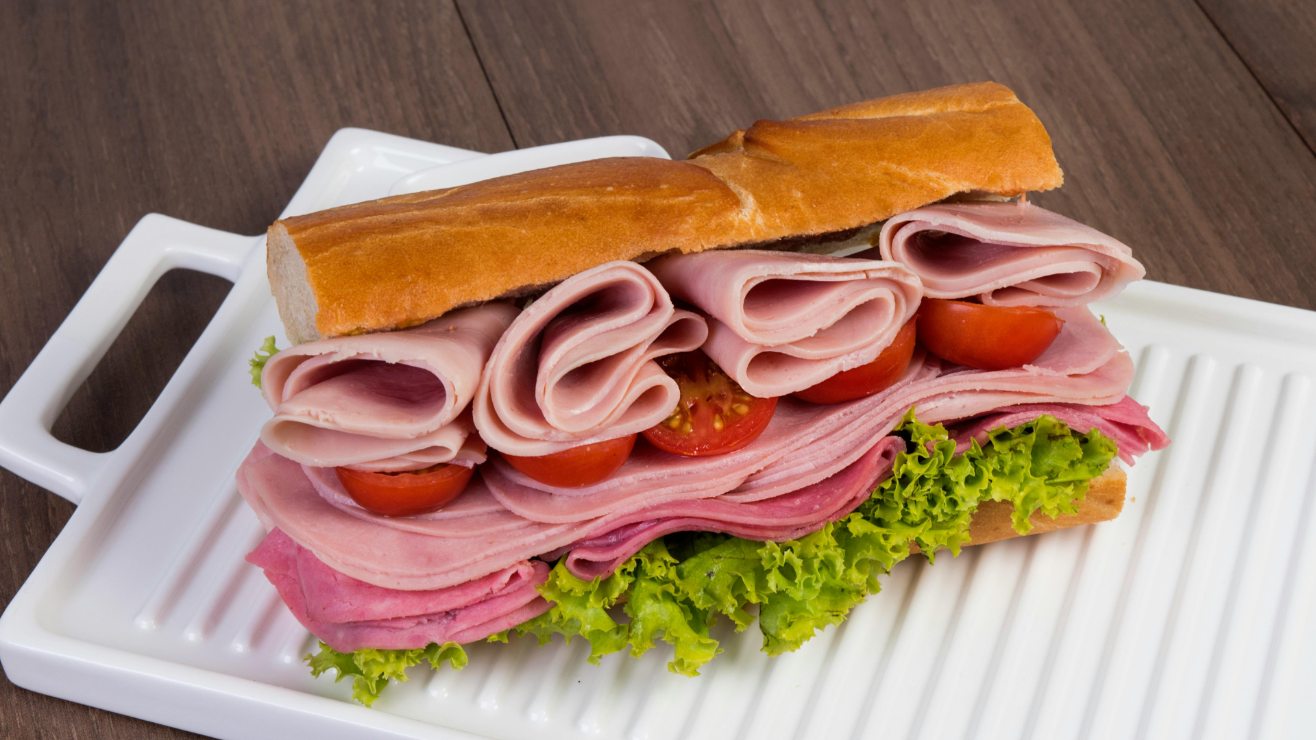 Beyond Subway: The 10 worst fast-food sandwiches & the 10 best