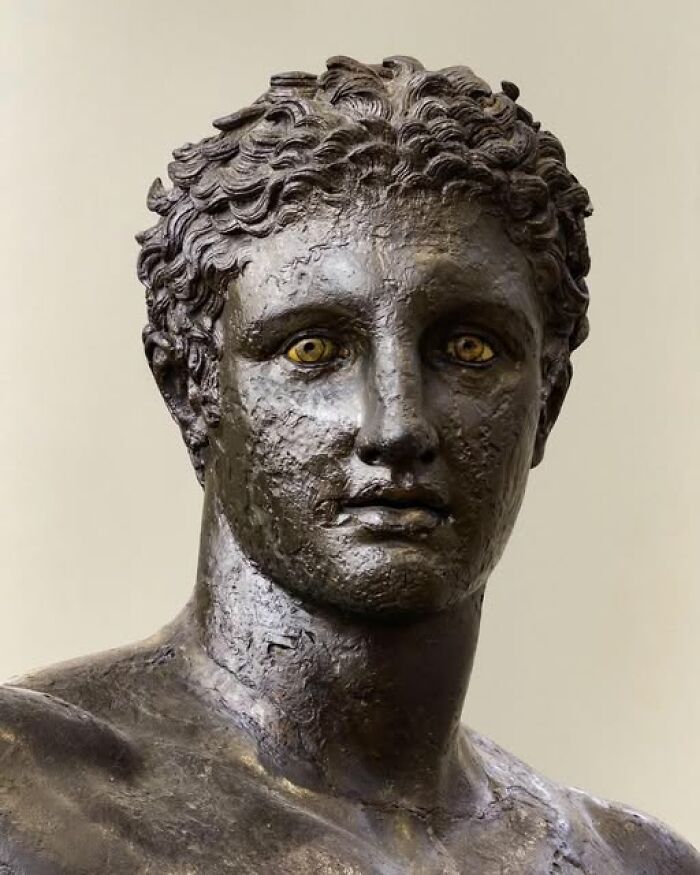 87 Extraordinary Artifacts That Have Surprised People For Centuries And Still Do Today