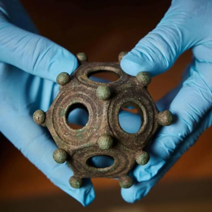 87 Extraordinary Artifacts That Have Surprised People For Centuries And Still Do Today