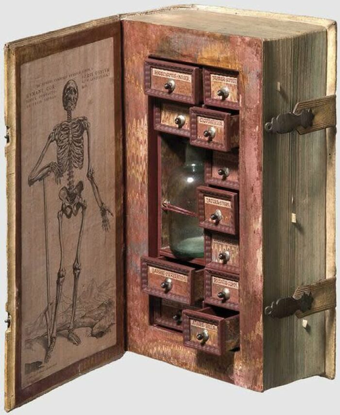 87 Extraordinary Artifacts That Have Surprised People For Centuries And Still Do Today