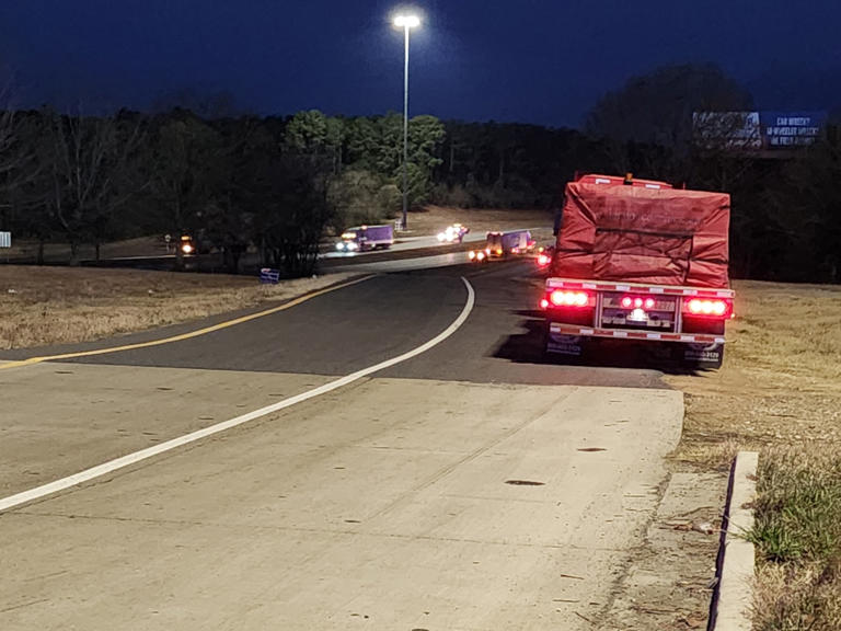 I-20 westbound reopens near Marshall after crash involving 18-wheeler