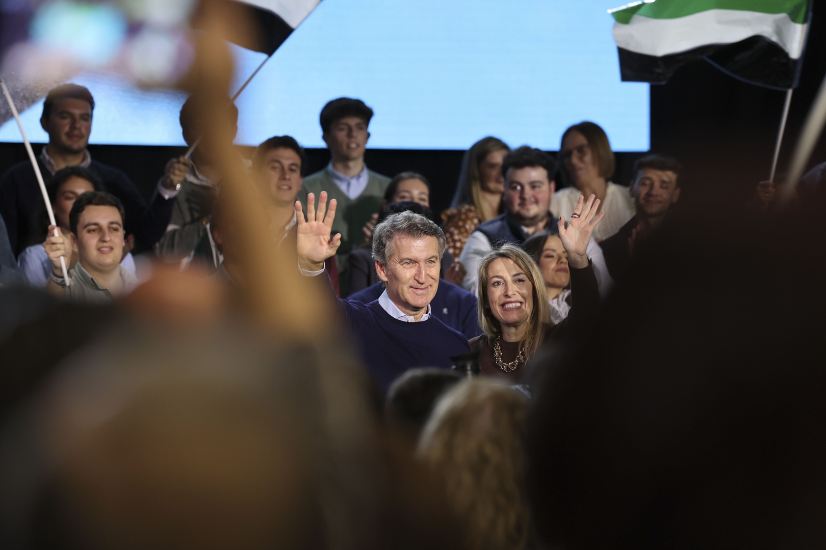 El PP afirma que prefiere una abstención del PSOE o Vox en Extremadura ...
