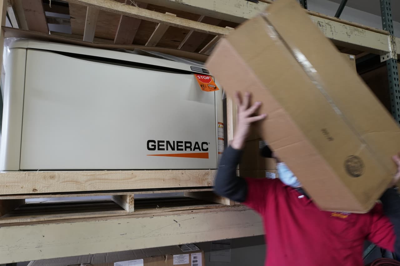 Generac stock surges on Amazon data center deal. Why it’s a game-changer.