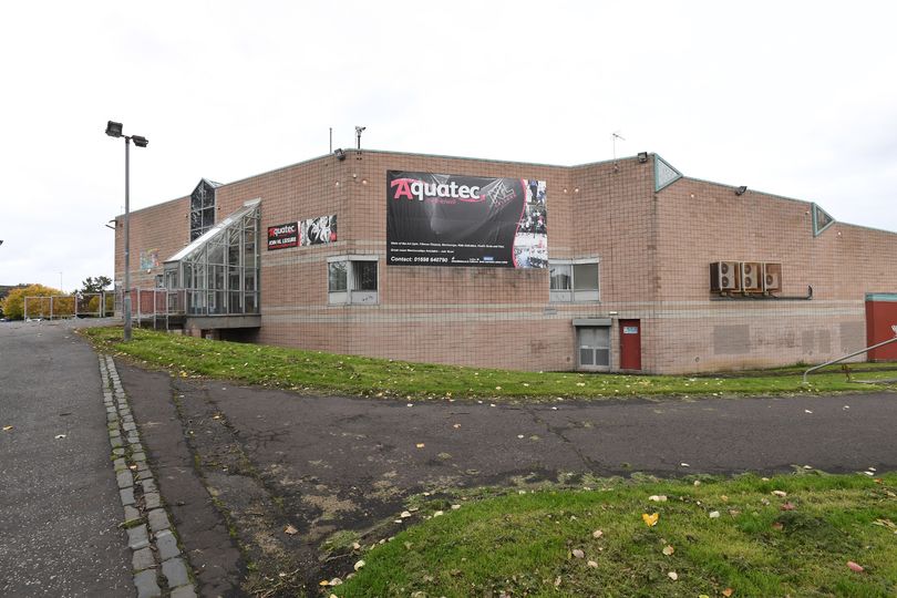 Motherwell residents hold public meeting attempting to stop closure of ...