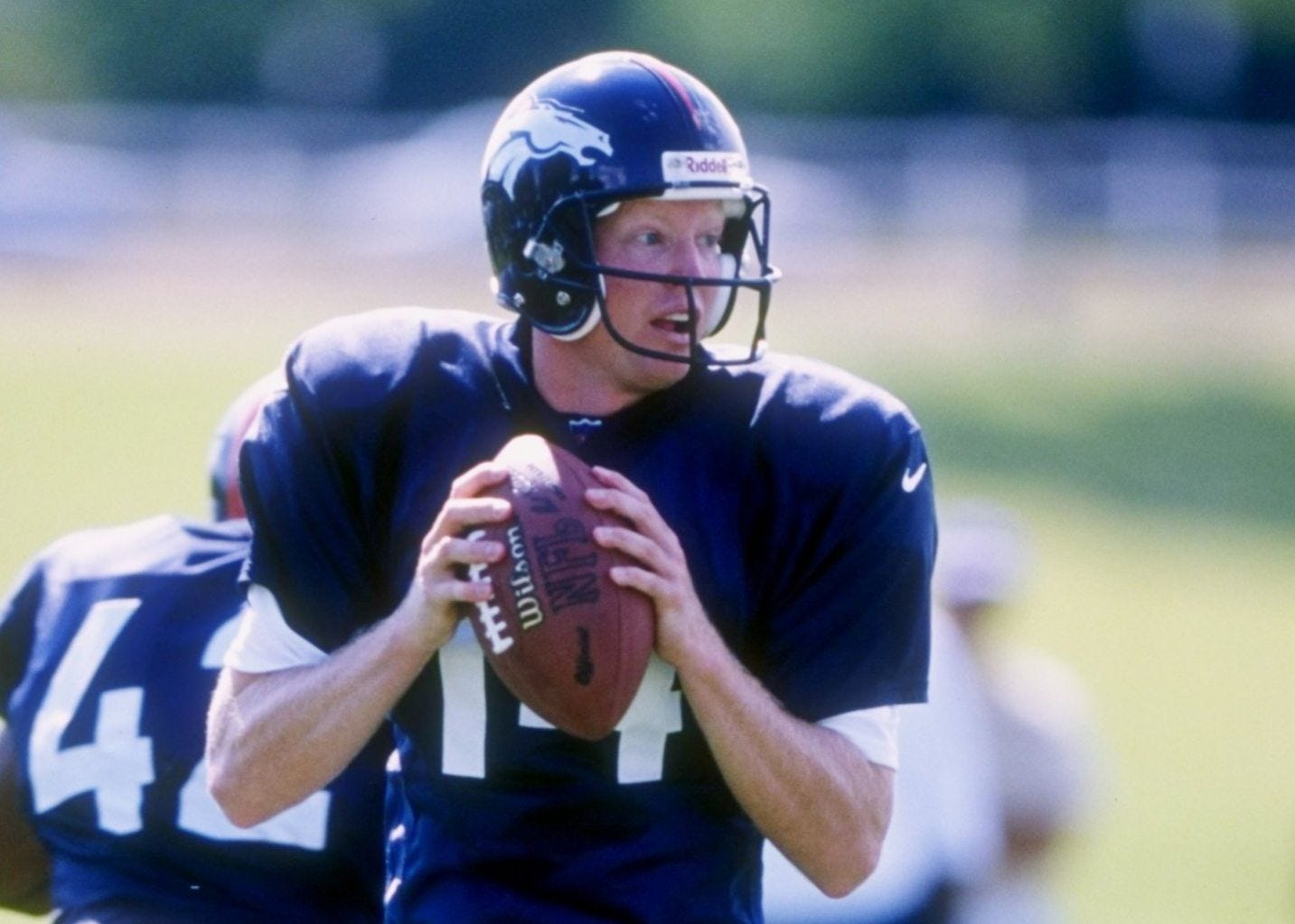 Ex-Broncos player-turned-coach joins Aaron Glenn’s staff with Jets