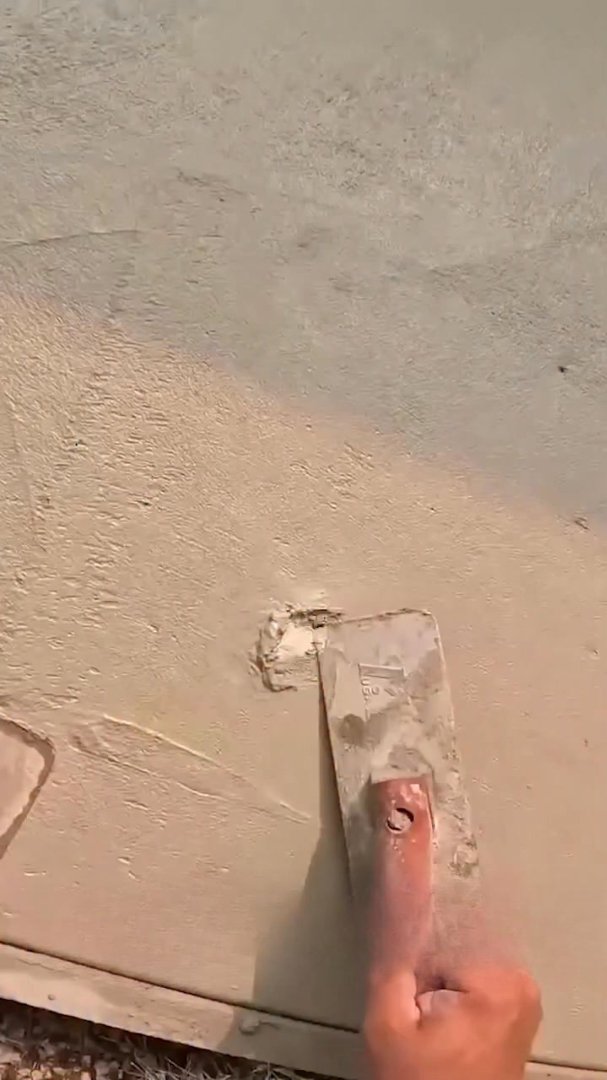 There are random pieces in the concrete!