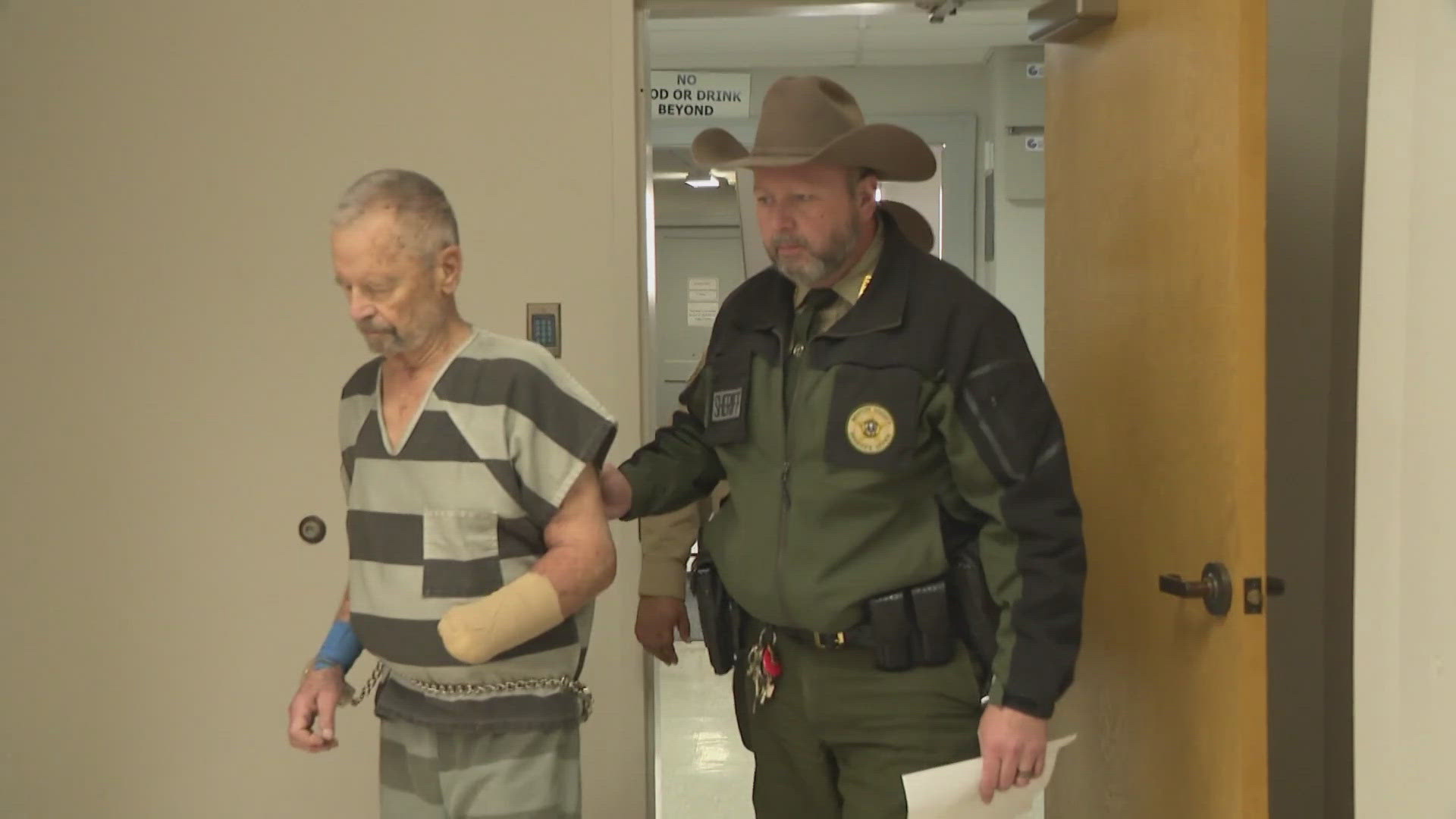 Husband accused of killing his wife in Bella Vista home lost his hand ...