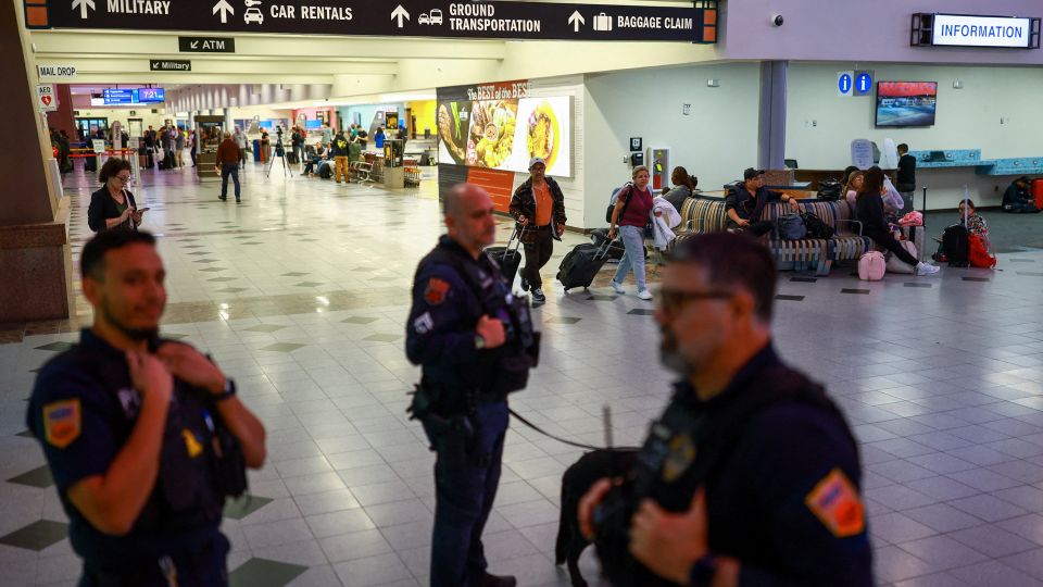 Surprise, US military plans to use counter-drone laser, triggered El Paso airspace closure, sources say<br>