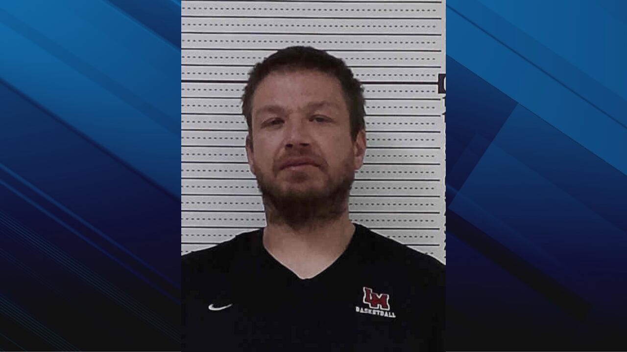 Man charged following stolen car chase in Fayette County