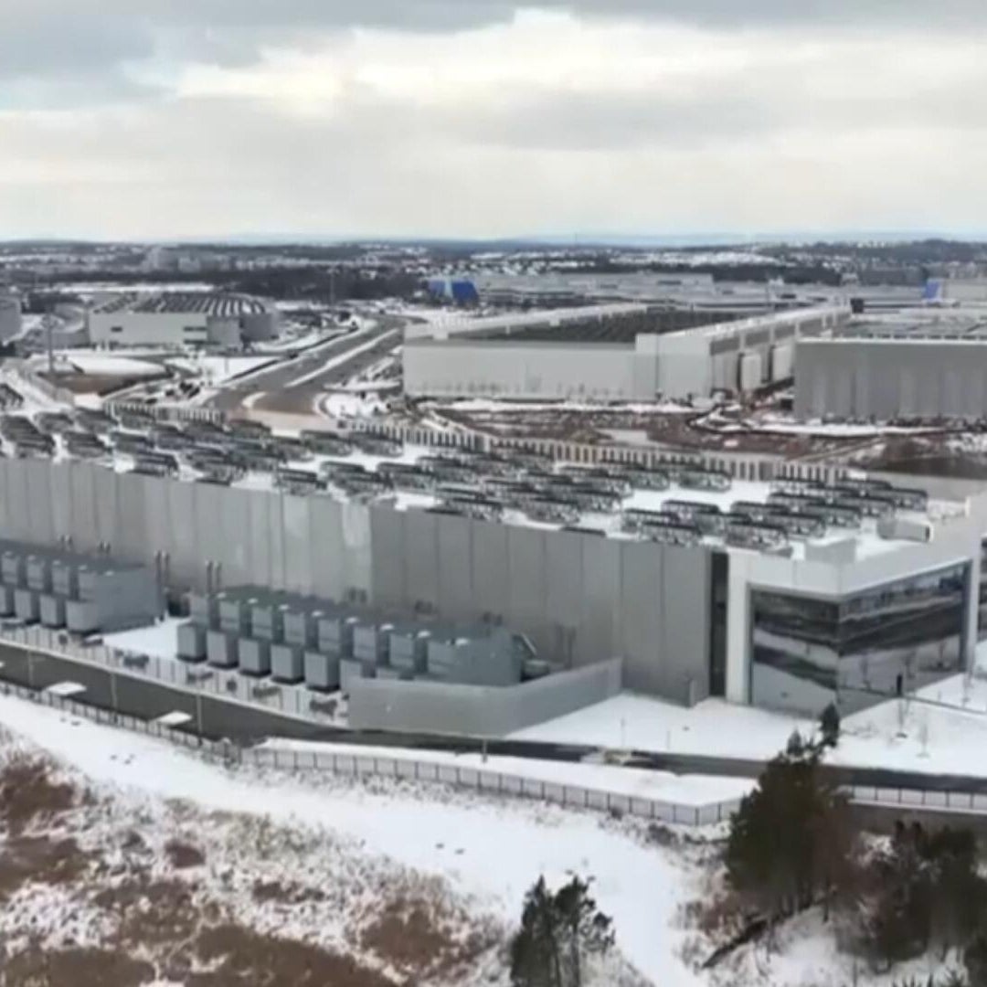 Data center building boom stirs pushback in state and local politics