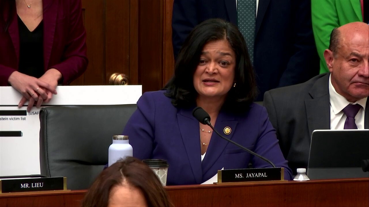 AG Bondi clashes with REP Jayapal over judiciary hearing 'theatrics'